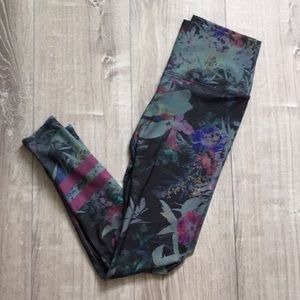 Floral designed workout leggings